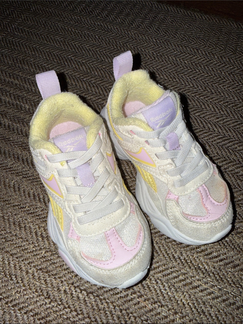 Reebok Kids White, Pastel Pink & Pale Yellow Chunky Sneakers